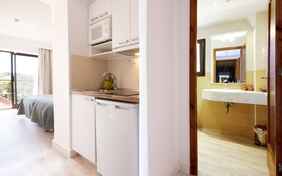 Kitchenette und Bad im Studio